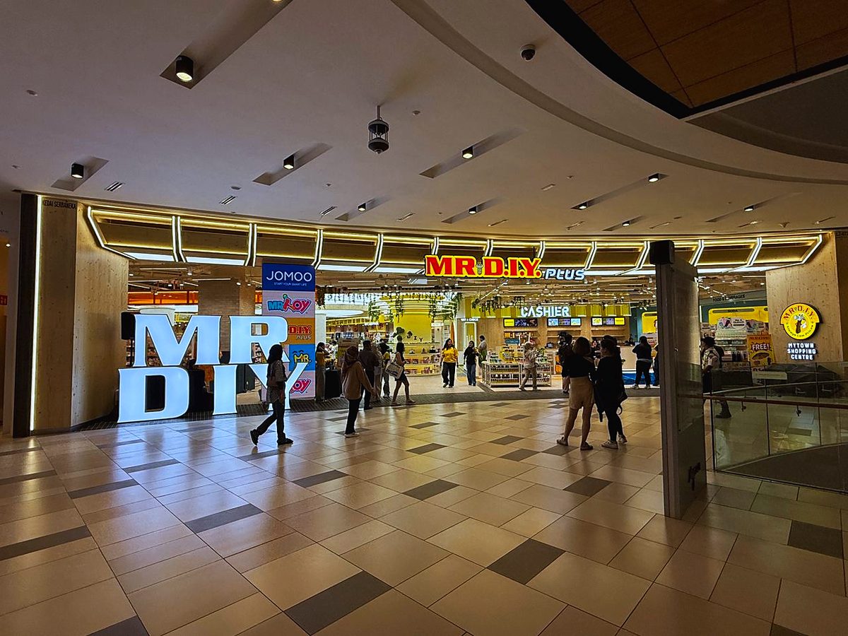 Shopfront signage at MyTown